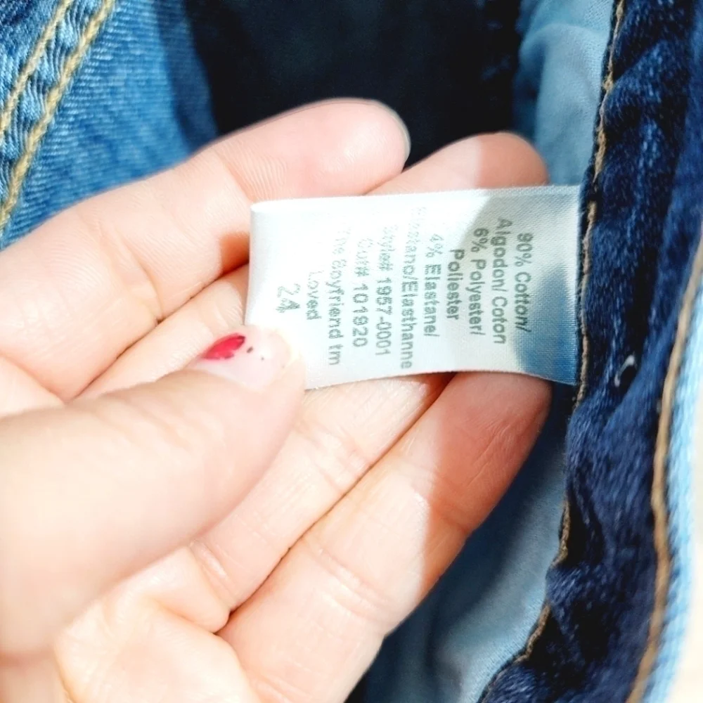 CURRENT/ELLIOTT THE BOYFRIEND SHORT IN LOVED MEDIUM WASH, SZ 24/0
